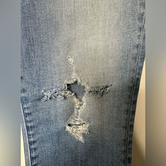 MOTHER Jeans Looker Undone Hem - Picture 5 of 7